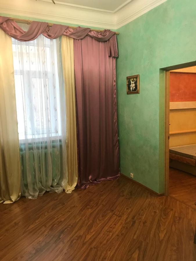 Уютная Квартира В Центре Старого Города! Kamianets-Podilskyi Εξωτερικό φωτογραφία